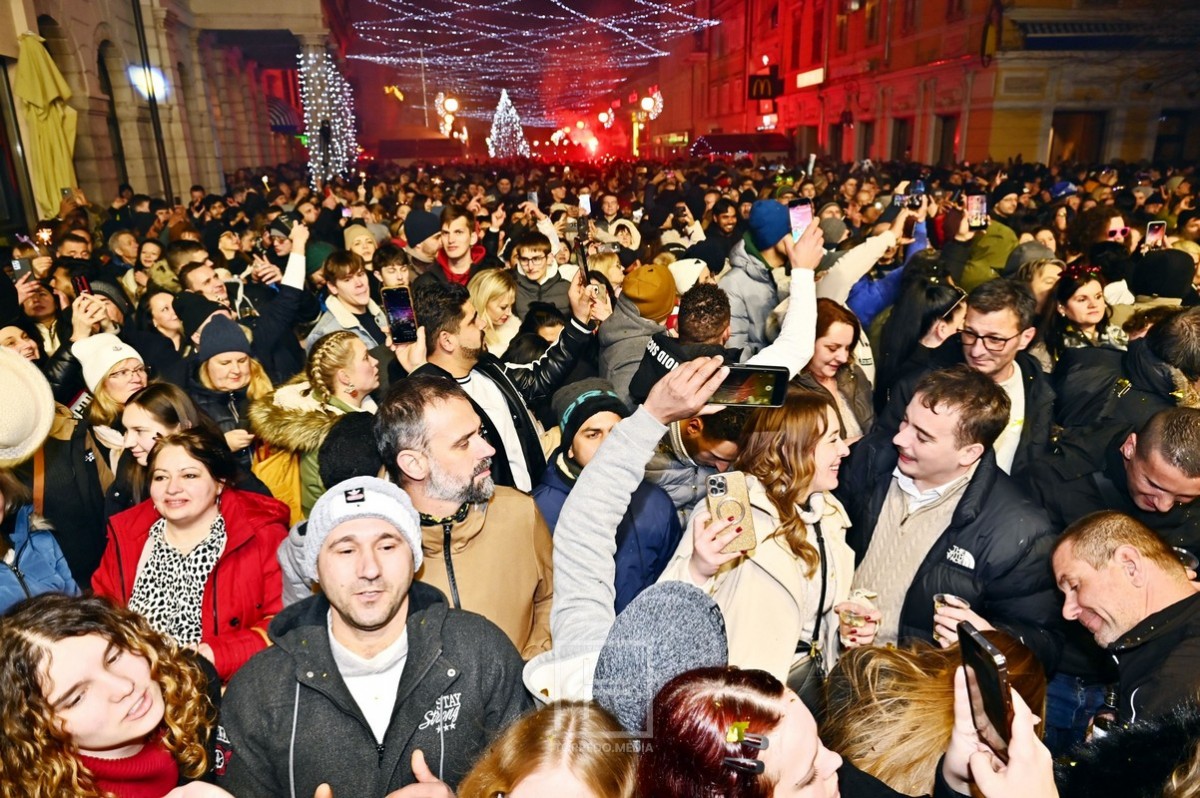 [FOTO] Rijeka uz Indiru i Big Cro Dance Party veselo ušla u 2026 ...